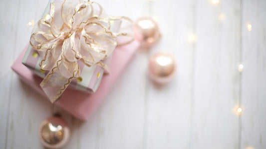 Holiday Outfits - Valentine's Outfits